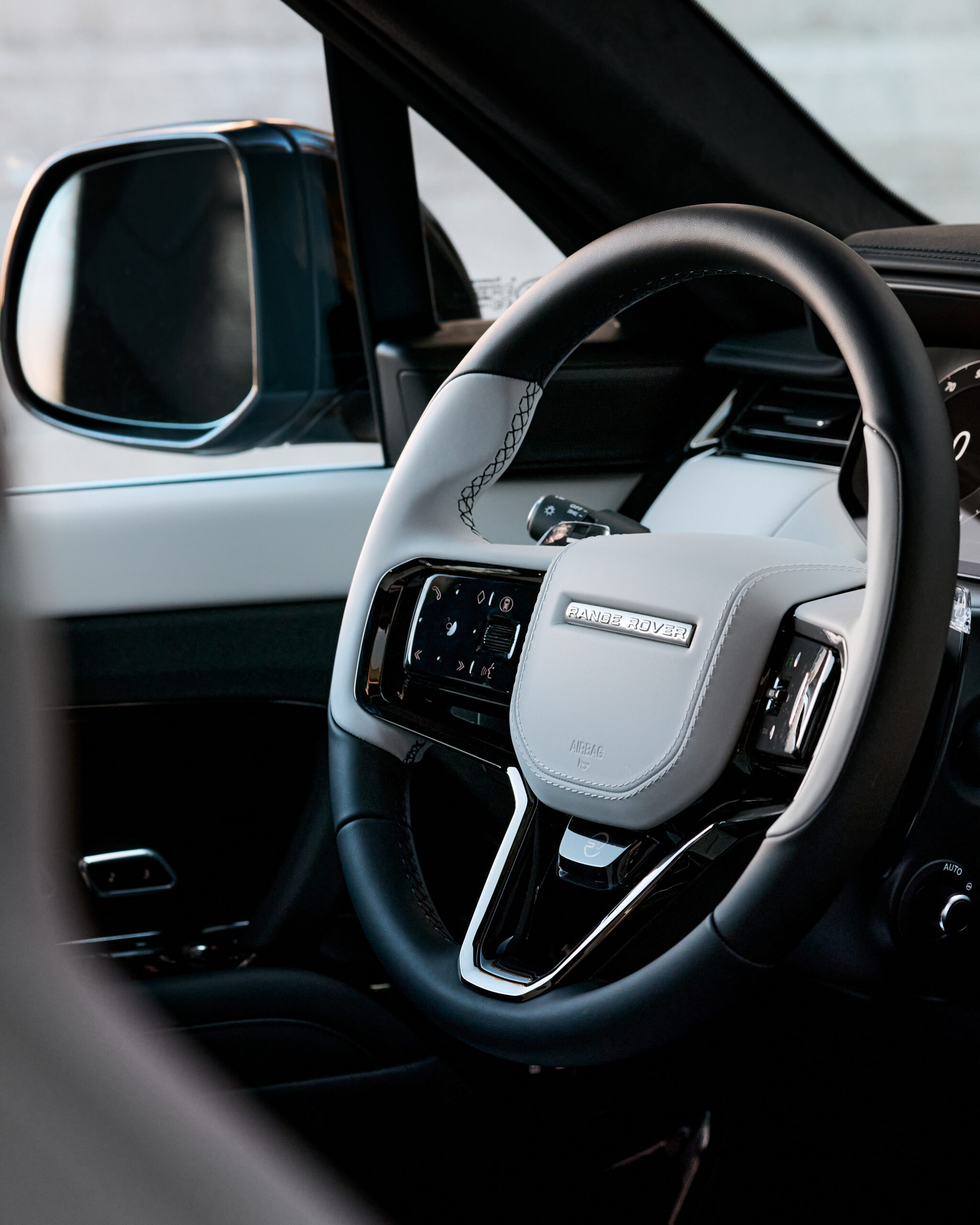 Modern Alpine Luxury: Range Rover Sport SV ‘Park City Edition’ Debuts ...