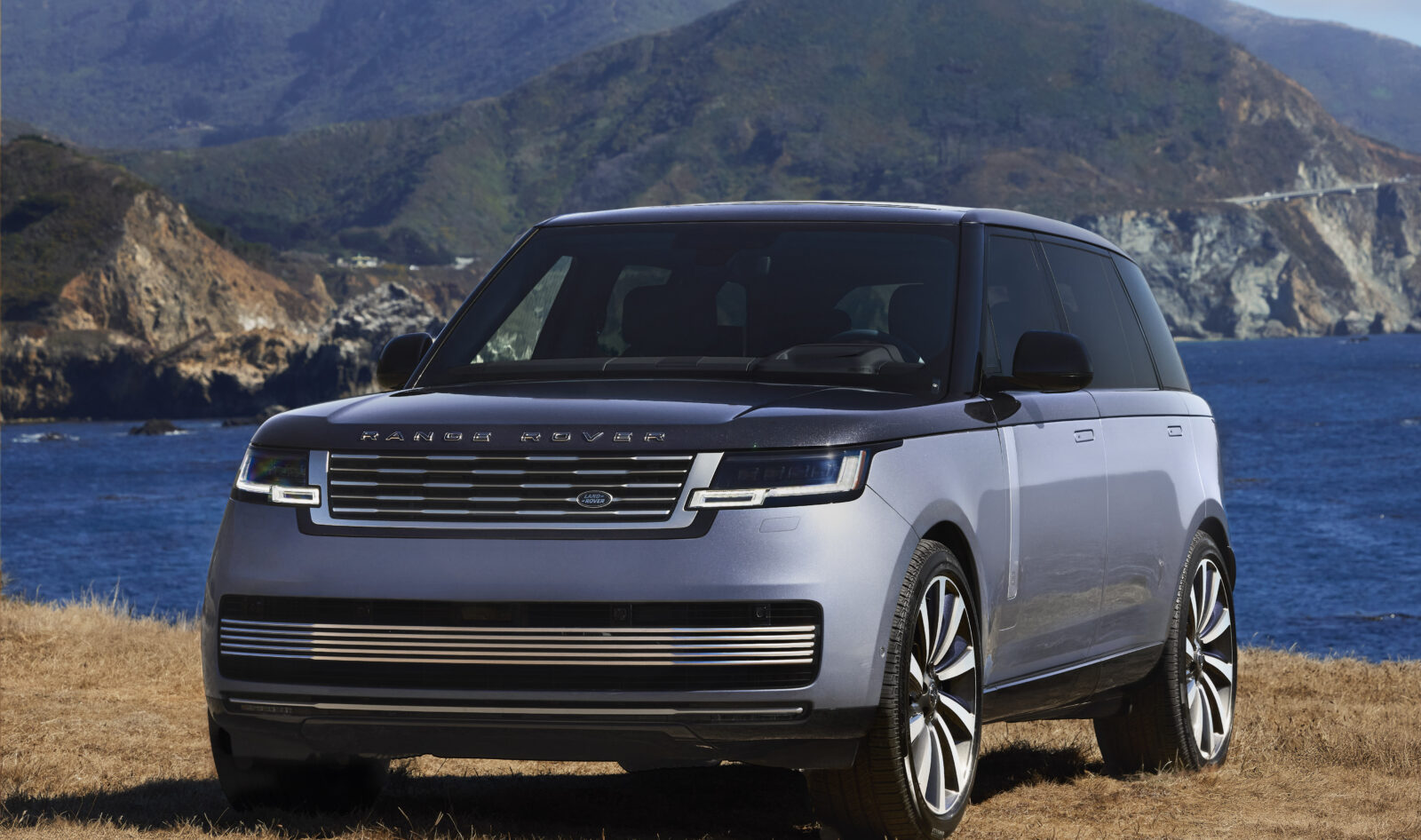 photo go the RANGE ROVER SV ASILOMAR