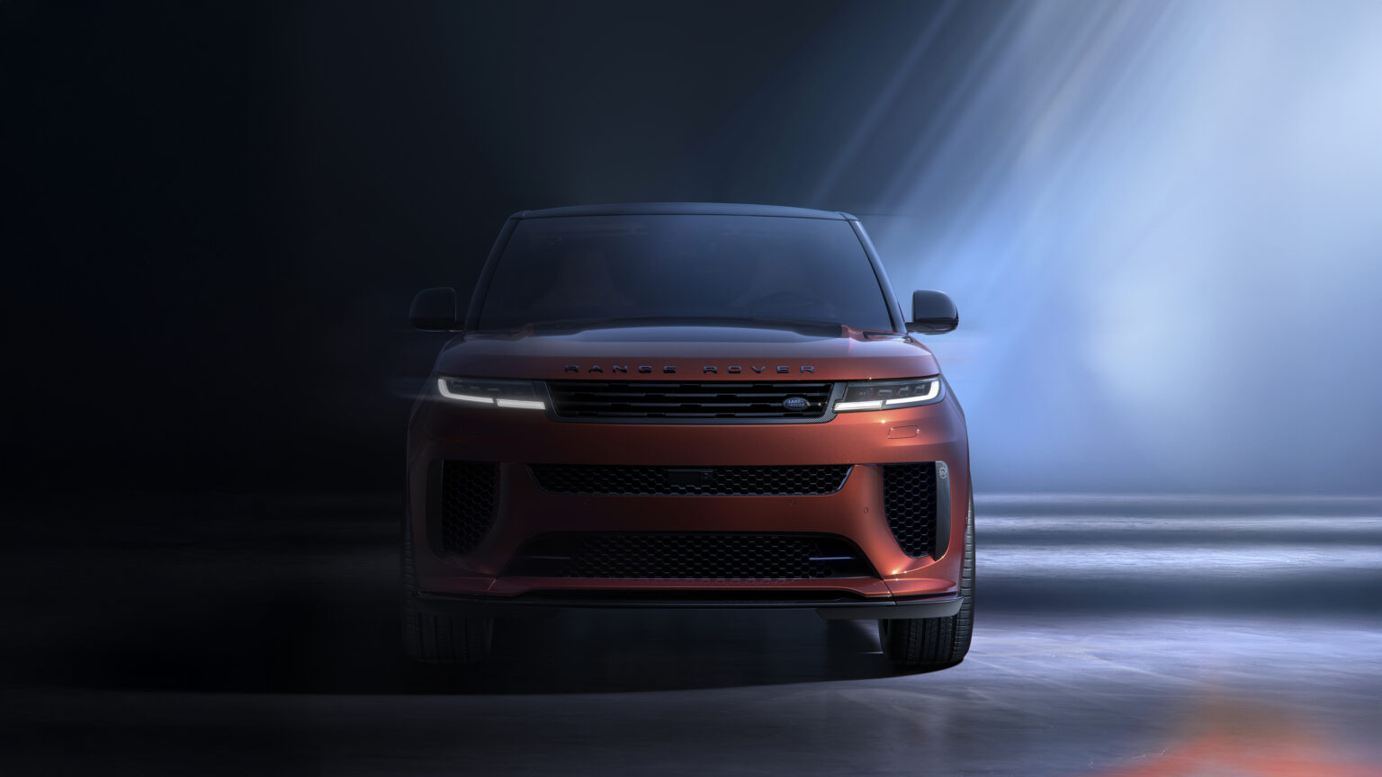 New Range Rover Sport SV Carbon Completes Dynamic Luxury Performance ...