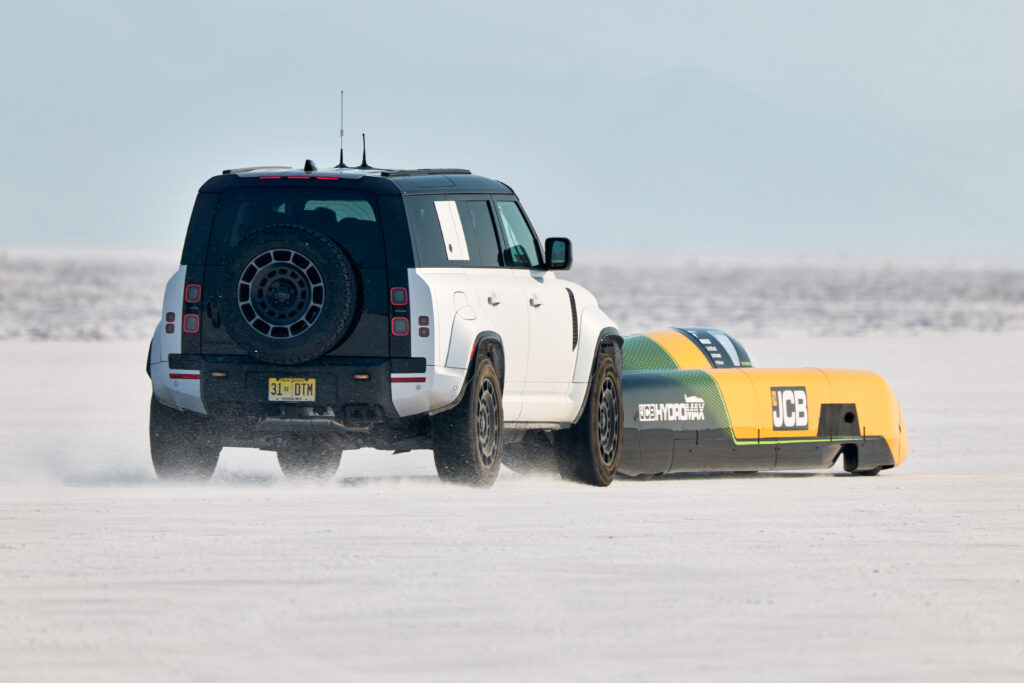 Land Rover OCTA Defender
