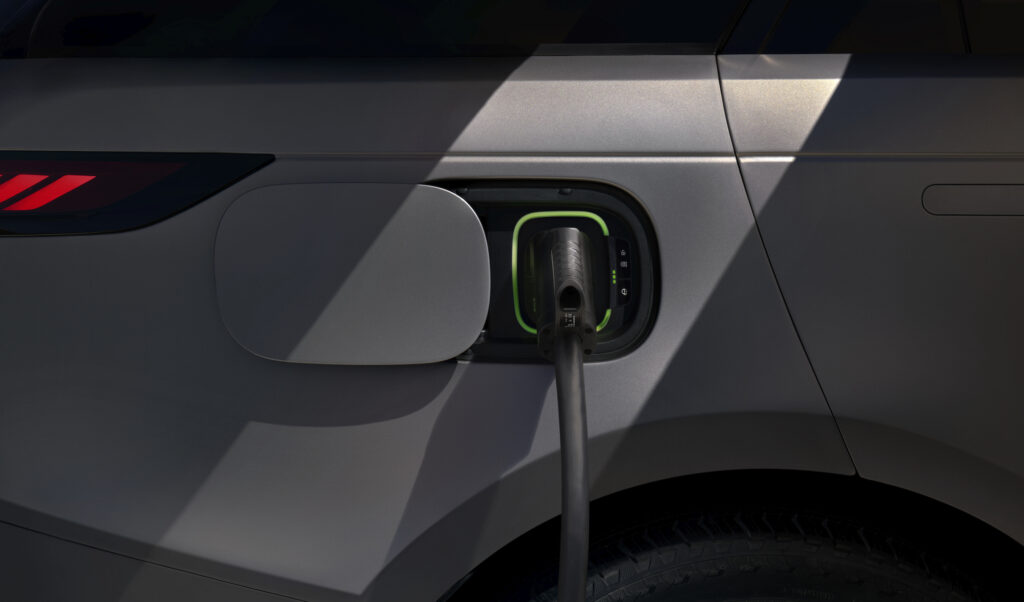 Range Rover Sport Electric