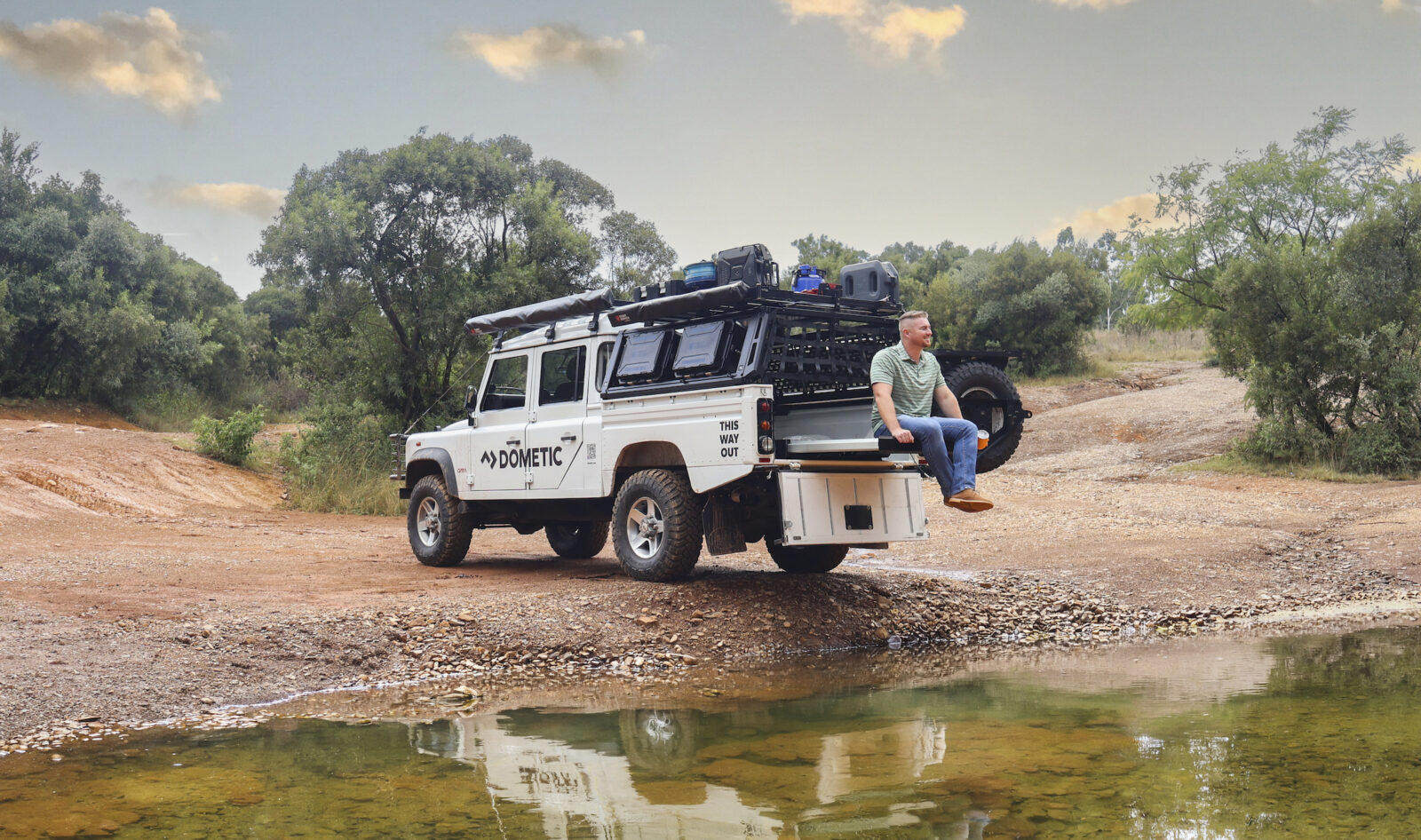 Front Runner Dometic Cargo Bed Slide